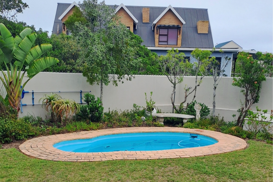 To Let 2 Bedroom Property for Rent in Cola Beach Western Cape